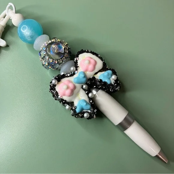 Fancy Handpainted Bow Handmade Beaded Keychain Pen - Picture 2 of 6